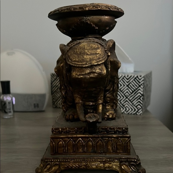 Antique looking Gold Elephant Candle Holder - Picture 2 of 5